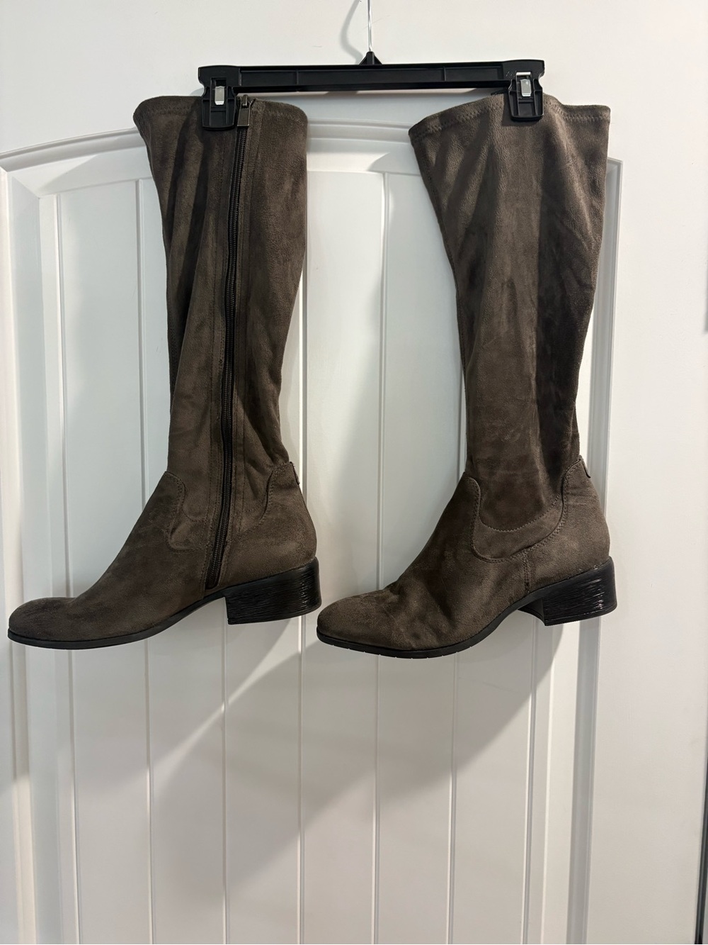 Kenneth Cole Reaction Tall Faux Suede Knee-High Boots in Gray/Taupe